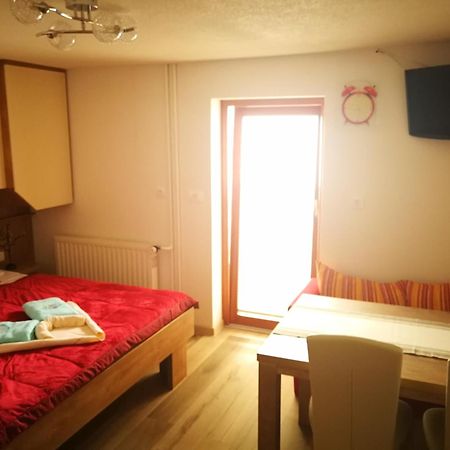 Ekoturizem Vizencar Hotel Cerklje na Gorenjskem Buitenkant foto